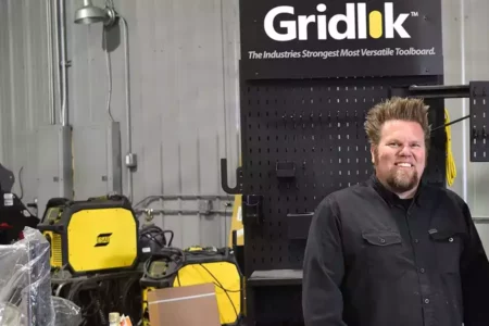 Ian Johnson Using Flextur and Gridlok Products_900x600